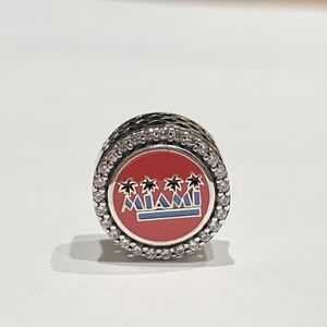 EXCLUSIVE Pandora Florida Miami Flamingo CZ Charm